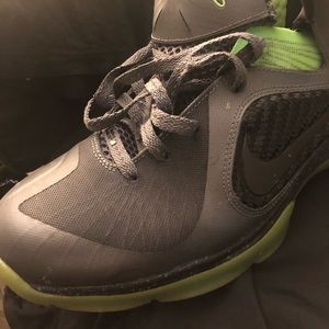 Lebron 9’s Dunk Man